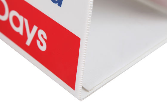 PP Triangle Corflute Signs Coroplast A Frame Perlindungan Lingkungan