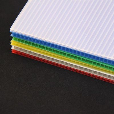 Panel Proyek 3mm White Corflute Board Waterproofing Correx Sheeting