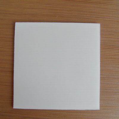 4mm Twin Wall Polypropylene Sheet Lembaran Plastik Bergelombang Dinding Ganda
