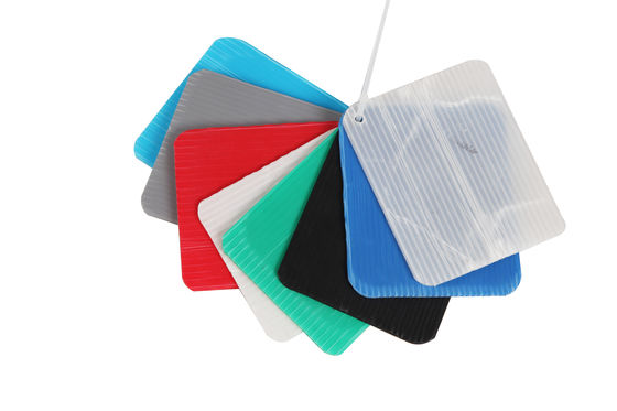 Lembar Coroplast PP Hitam 4x8 6mm Lembaran Plastik Bergelombang