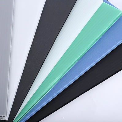 Polypropylene Coroplast Sheet Corrugated Plastic Board Ringan Disesuaikan