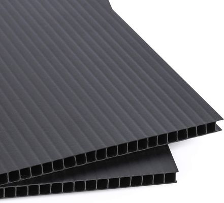 PP Corrugated Plastic Board Corflute Roll Perlindungan Disesuaikan Daur Ulang